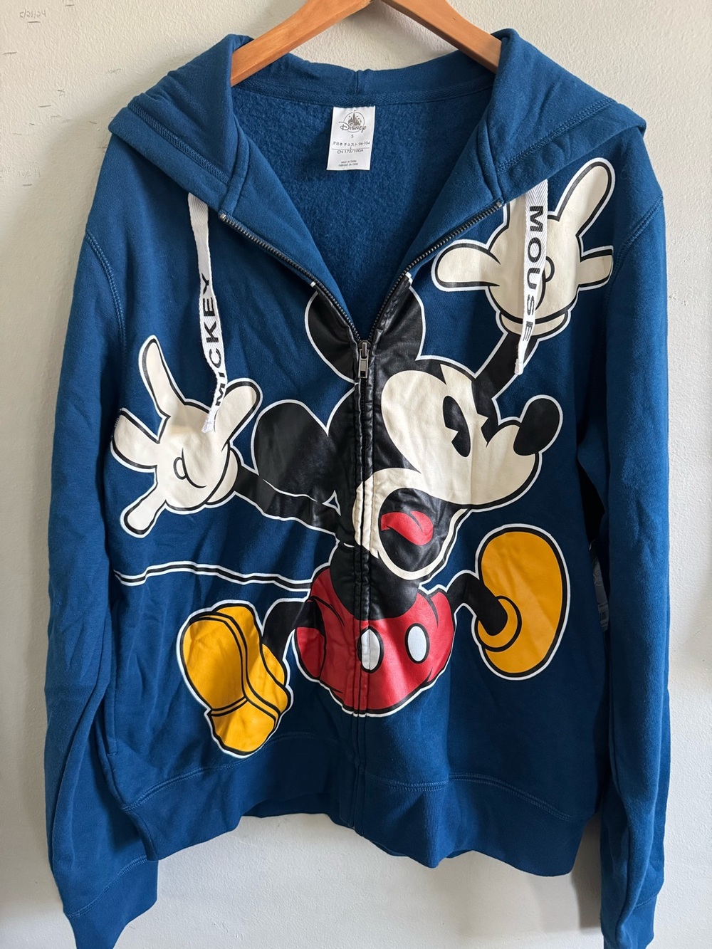 Disney Mickey Mouse zip up hoodie new with tag mens small